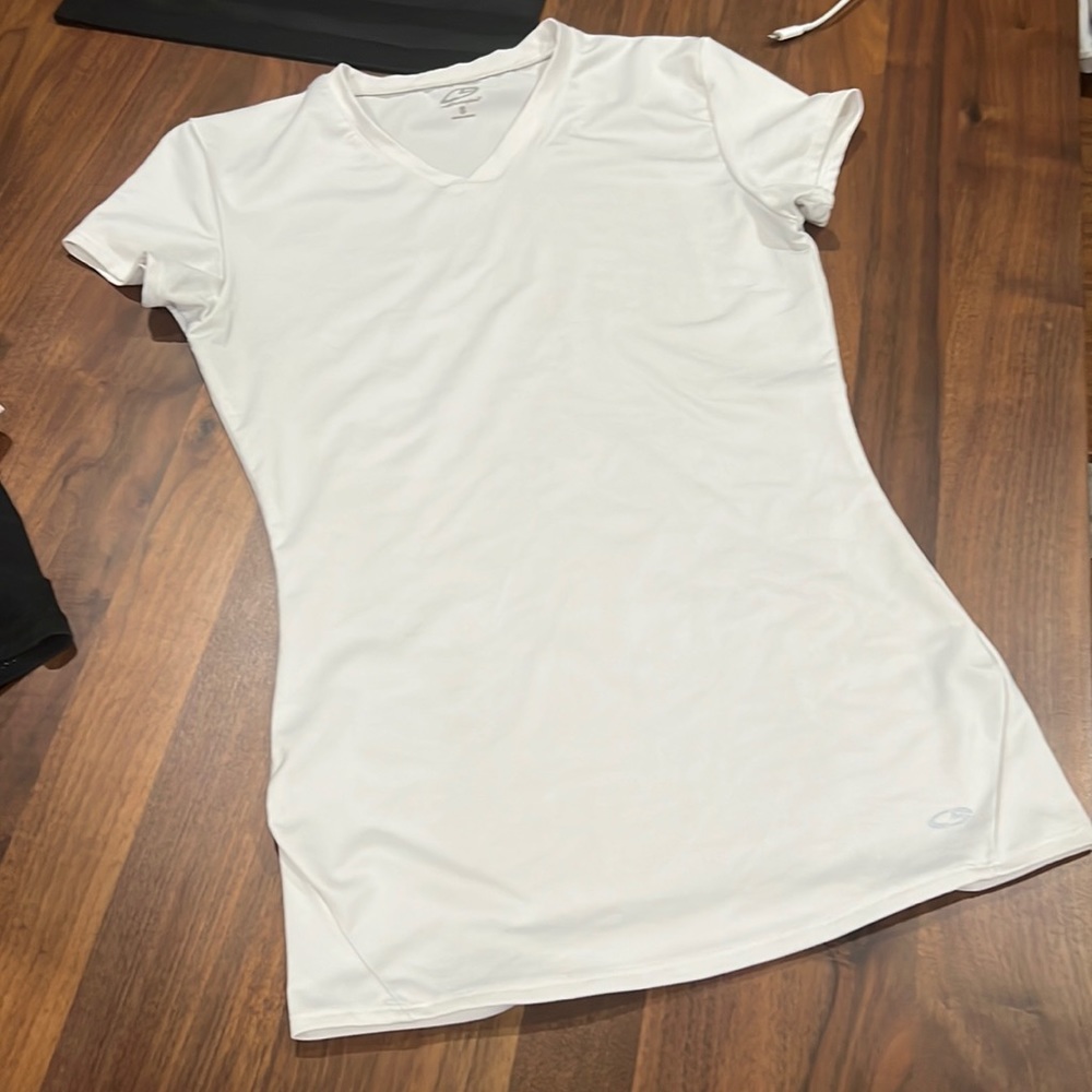 Bundle on small champion workout tops - Picture 2 of 6